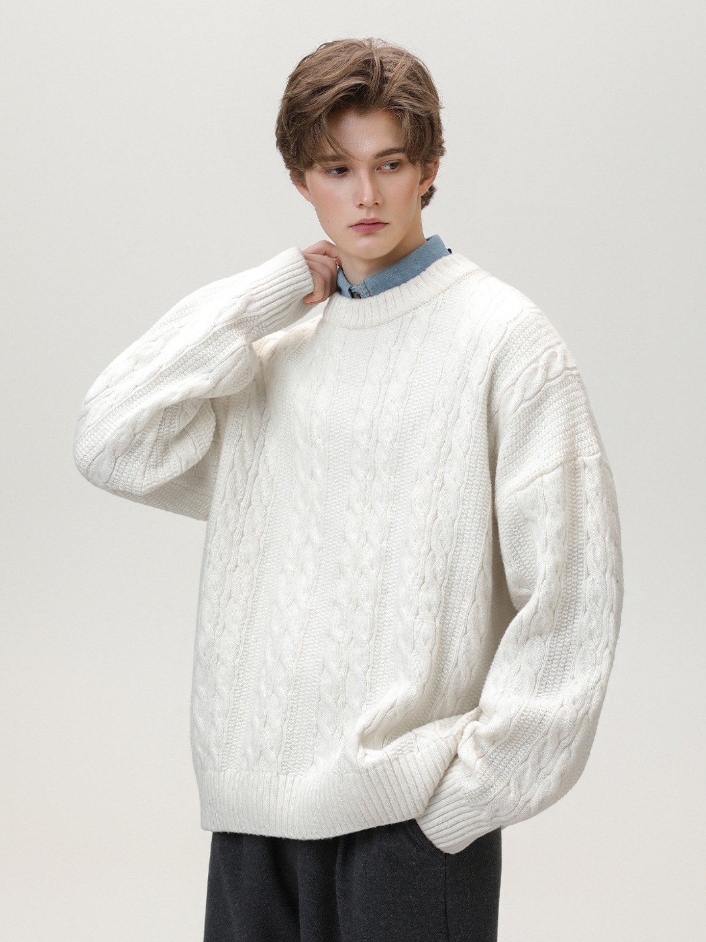 Men’s Chunky Cable-Knit Crewneck Sweater — Heavyweight Pullover, Streetwear Essential | Fall/Winter